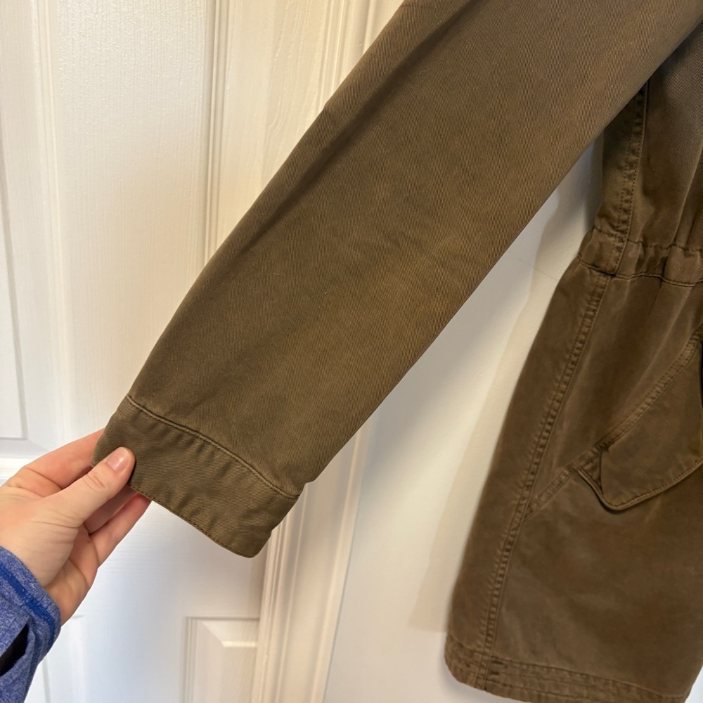 Roots Canada Green Cotton Cargo Utility Field Jacket, Zip + Snap, Pockets Medium - Picture 5 of 16